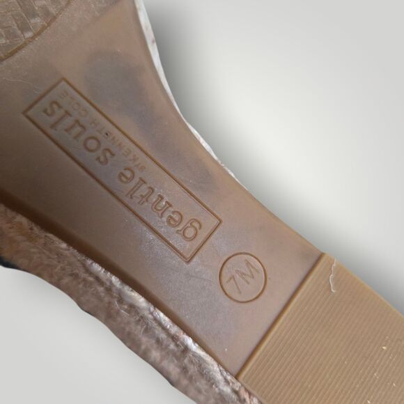 Gentle Souls Navy Canvas Espadrille Wedge Sandals Size 7M - Picture 6 of 6